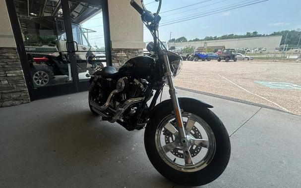 2016 Harley-Davidson® XL1200C - Sportster® 1200 Custom