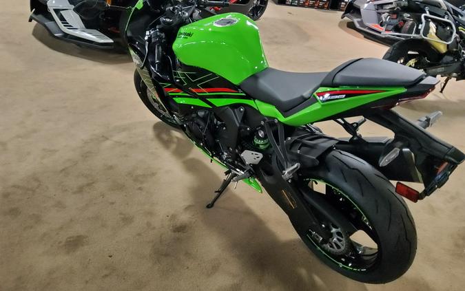 2024 Kawasaki Ninja® ZX™-6R Base