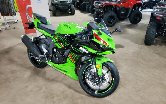 2024 Kawasaki Ninja® ZX™-6R Base