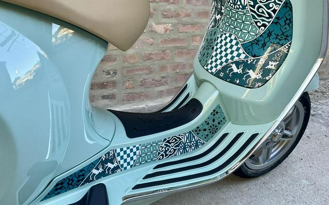 2025 Vespa Primavera 150 Batik