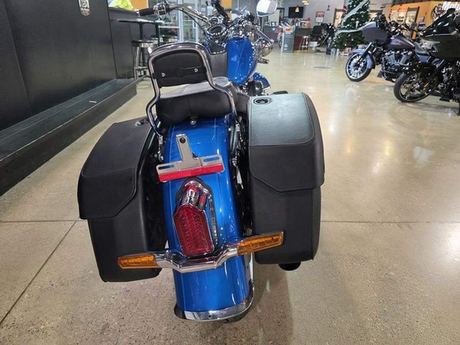 2018 Harley-Davidson Softail FLDE - Deluxe