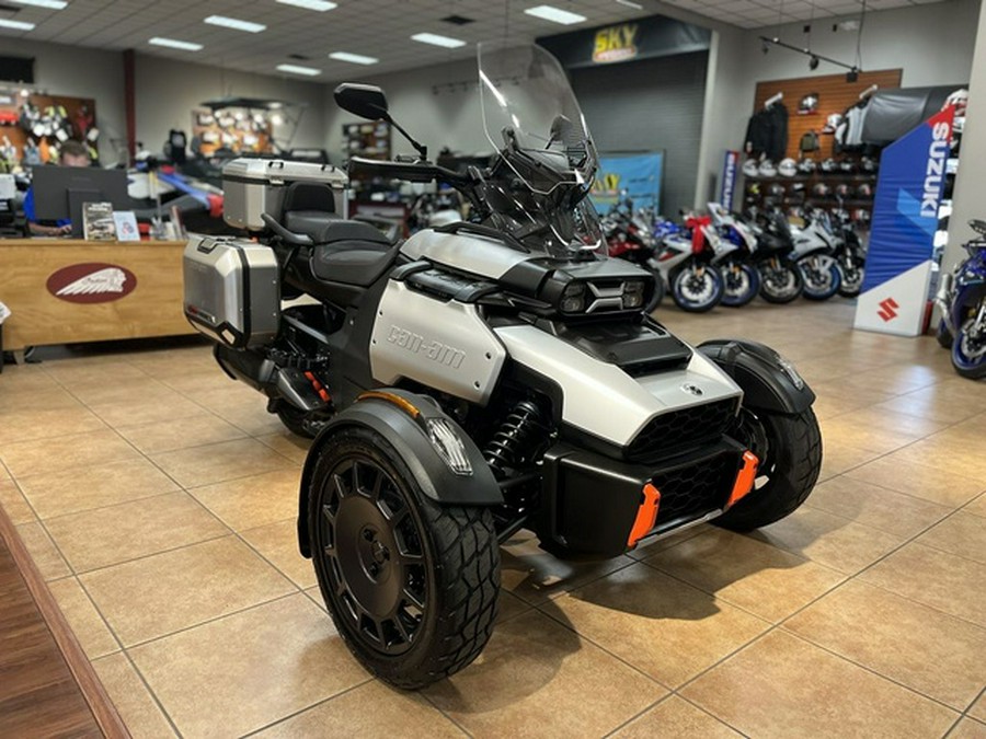2025 Can-Am Canyon? XT