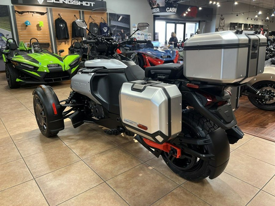 2025 Can-Am Canyon? XT