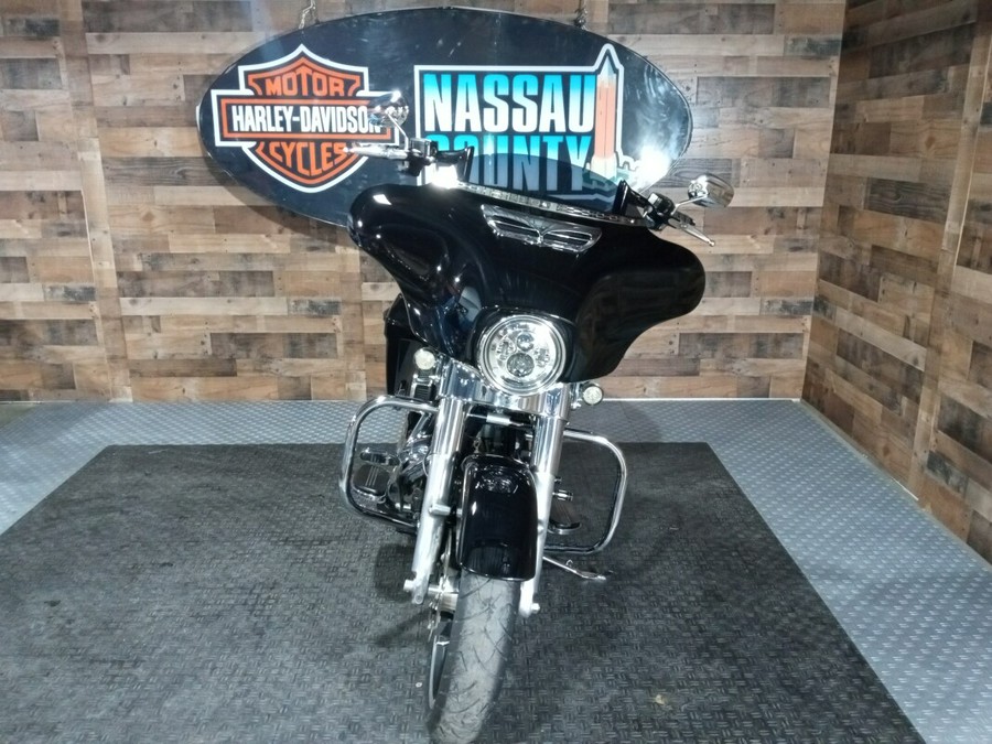 2018 Harley-Davidson Street Glide® Base