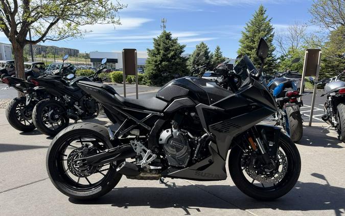 2025 Suzuki GSX-8R