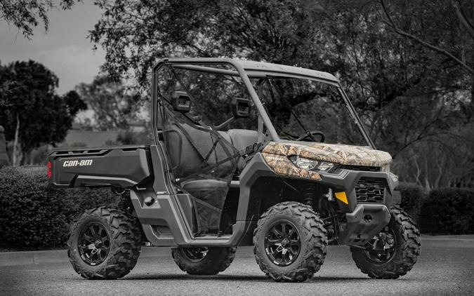 2023 Can-Am® Defender DPS HD7 Mossy Oak Break-Up Country Camo