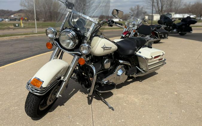 2000 Police Road King BIRCH WHITE