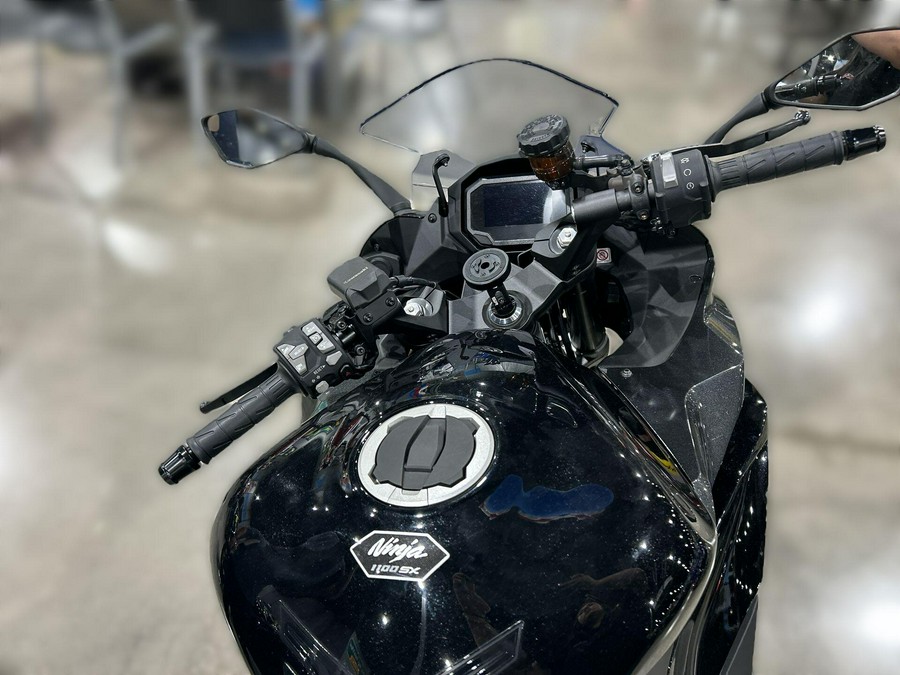 2025 Kawasaki NINJA 1100SX