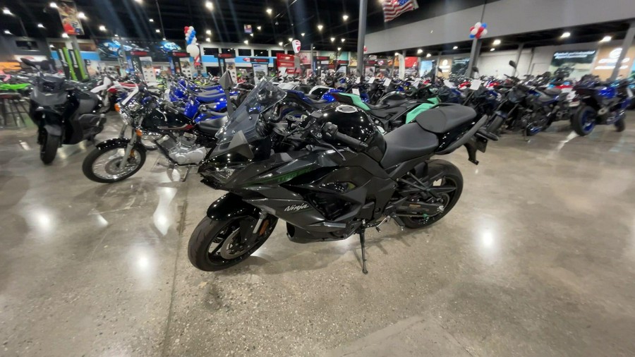 2025 Kawasaki NINJA 1100SX