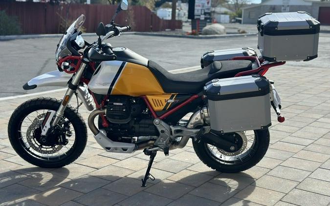 2023 Moto Guzzi V85 TT Adventure