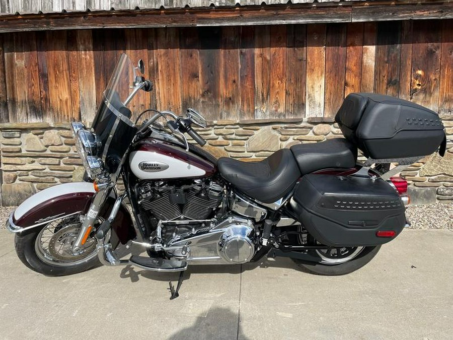 2021 Harley-Davidson® FLHC - Heritage Classic