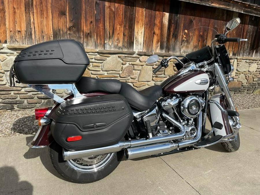 2021 Harley-Davidson® FLHC - Heritage Classic