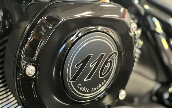 2025 Indian Motorcycle Chief Bobber Dark Horse®