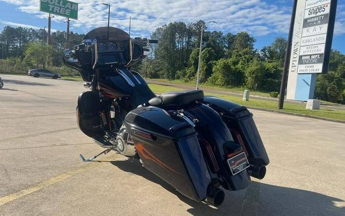 2015 Harley-Davidson® FLHXSE - CVO™ Street Glide®