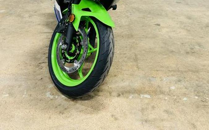 2024 Kawasaki Ninja® 500 SE 40th Anniversary Edition ABS