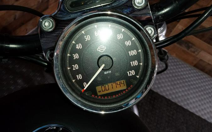 2017 Harley-Davidson Sportster® 1200 Custom