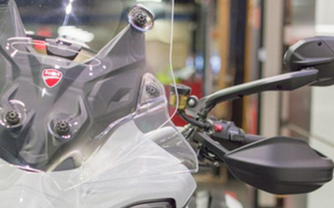 2023 Ducati Multistrada V4S Iceberg White - Spoked Wheels