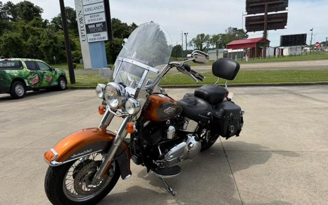 2015 Harley-Davidson® FLSTC - Heritage Softail® Classic