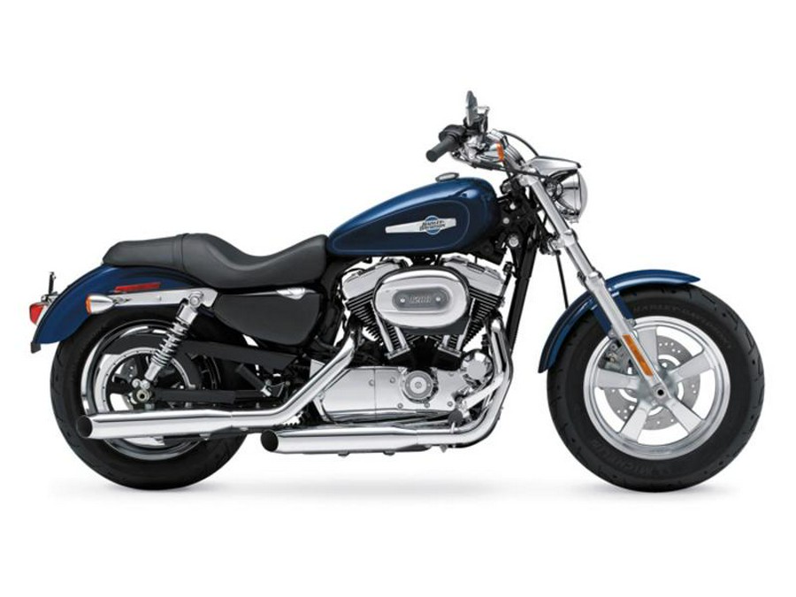 2013 Harley-Davidson® XL1200C - Sportster® 1200 Custom