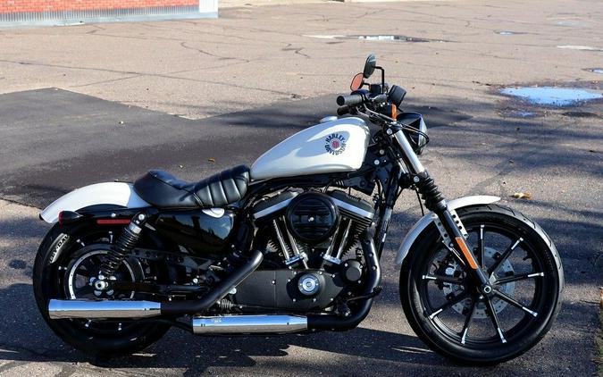 2022 Harley-Davidson Iron 883 Review [Air-Cooled Sportster]