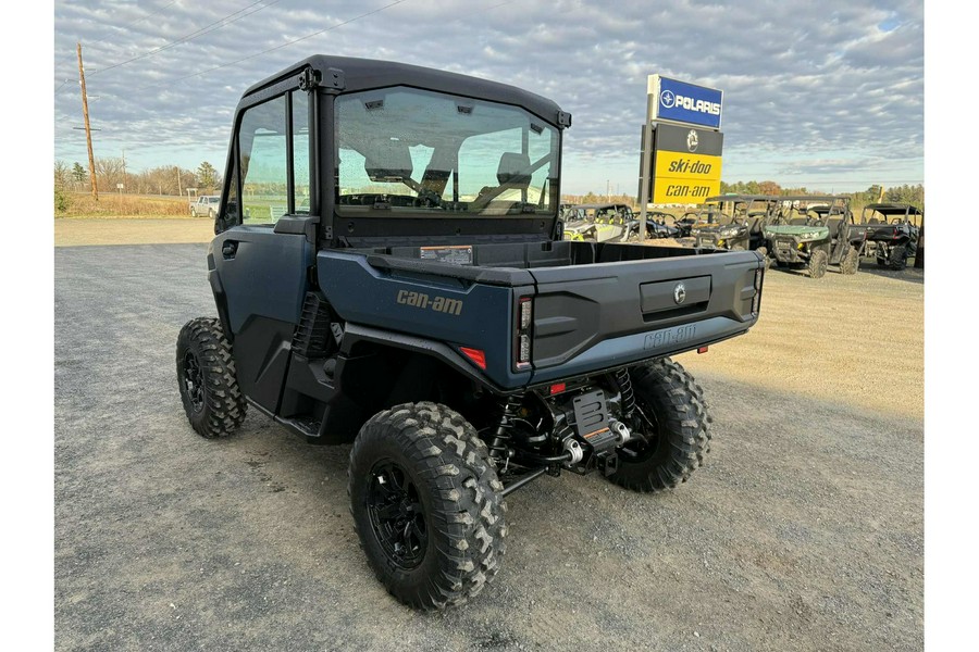 2026 Can-Am DEFENDER XT CAB HD11