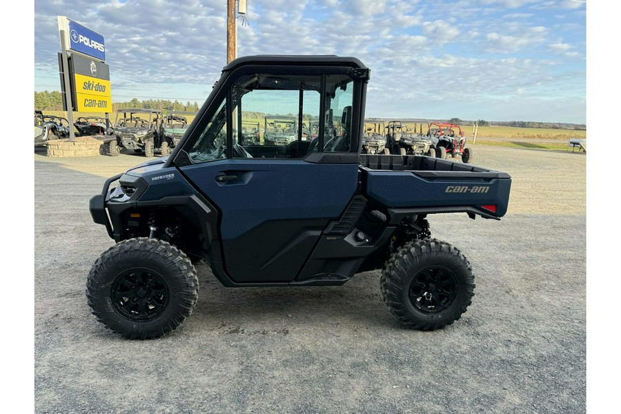 2026 Can-Am DEFENDER XT CAB HD11