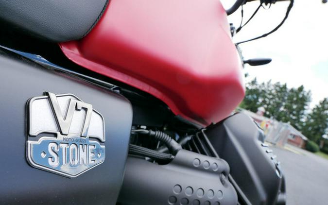 2023 Moto Guzzi V7 Stone