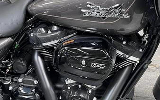 2023 Harley-Davidson® FLTRT - Road Glide® 3