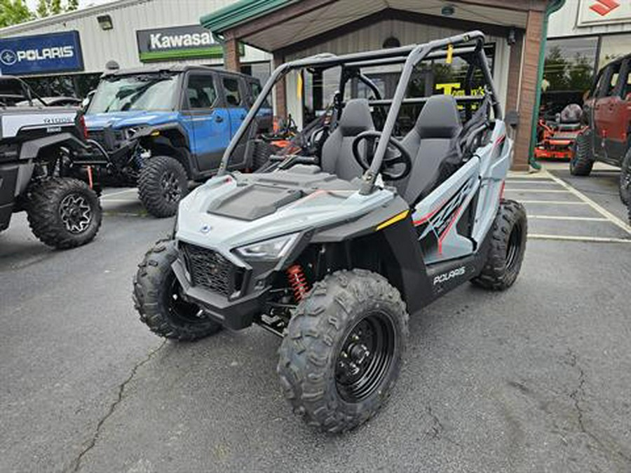 2024 Polaris RZR 200 EFI