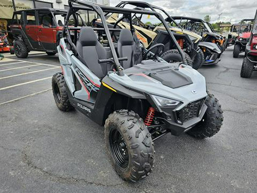 2024 Polaris RZR 200 EFI