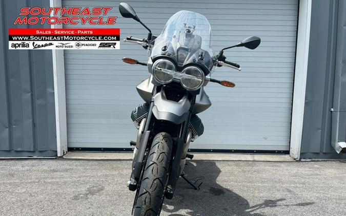 2025 Moto Guzzi V85 Strada