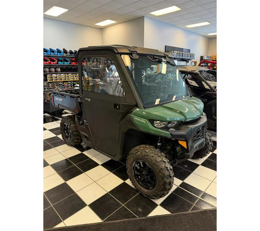 2025 Can-Am Defender DPS HD9