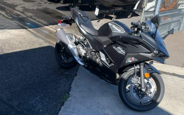 2026 Kawasaki NINJA 500