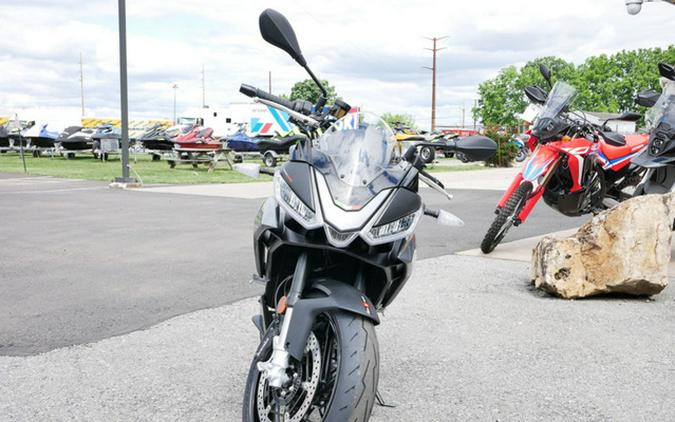 2023 Aprilia Tuono 660