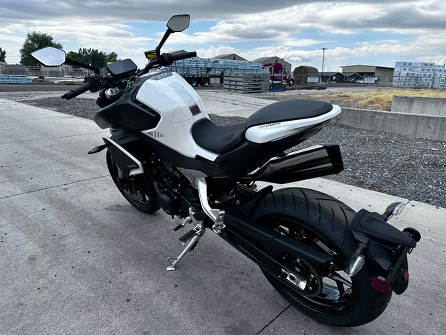 2024 CFMOTO 800NK