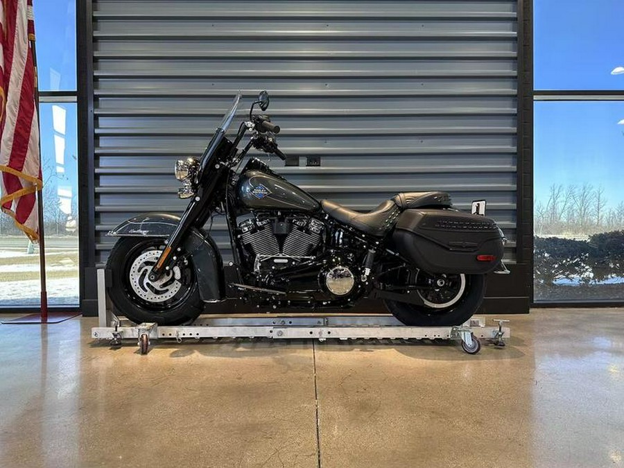 2025 Harley-Davidson® FLHC - Heritage Classic