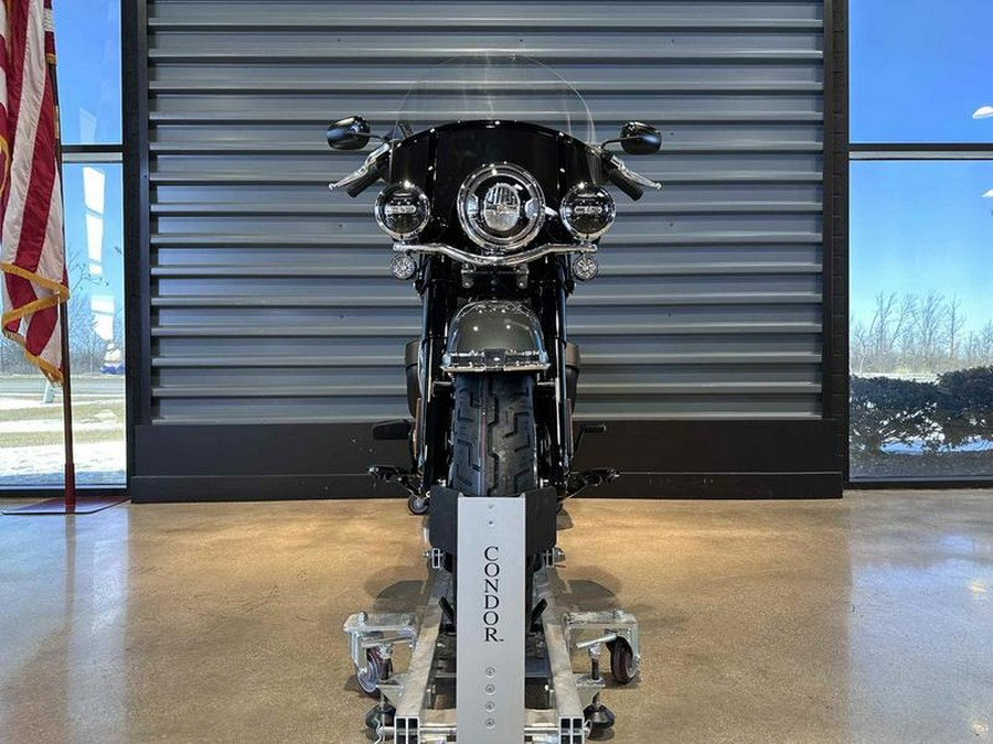 2025 Harley-Davidson® FLHC - Heritage Classic