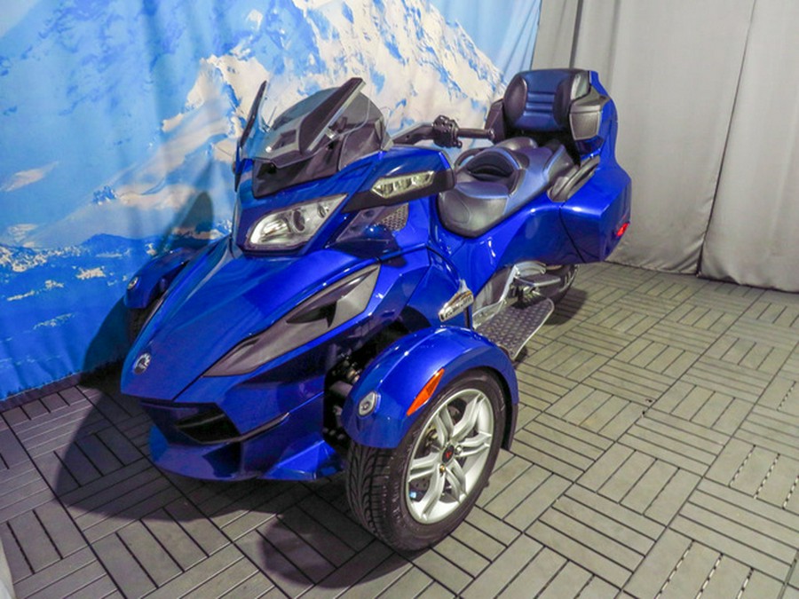 2012 Can-Am Spyder RT Audio & Convenience SE5