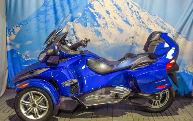 2012 Can-Am Spyder RT Audio & Convenience SE5