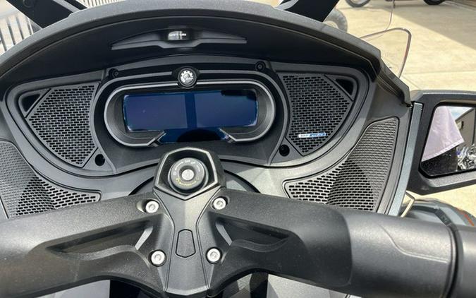 2018 Can-Am Spyder RT Limited Dark