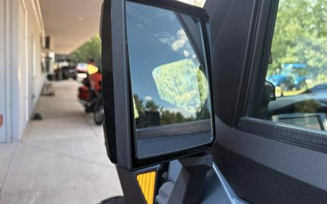 2025 Kawasaki RIDGE XR CREW Limited HVAC