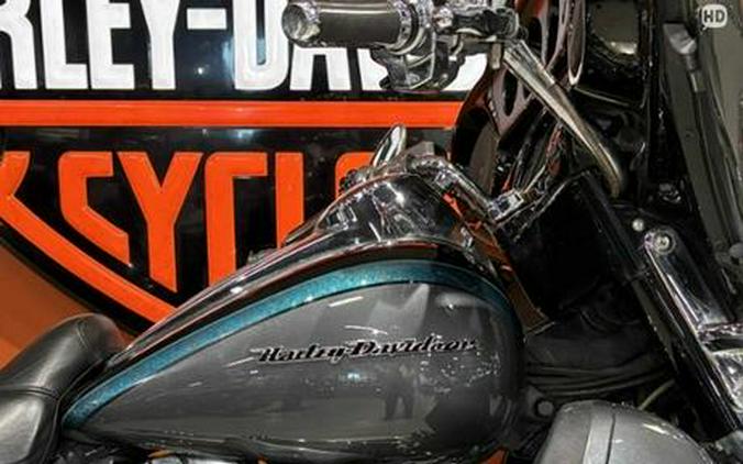 2015 Harley-Davidson® FLHTKSE - CVO™ Limited
