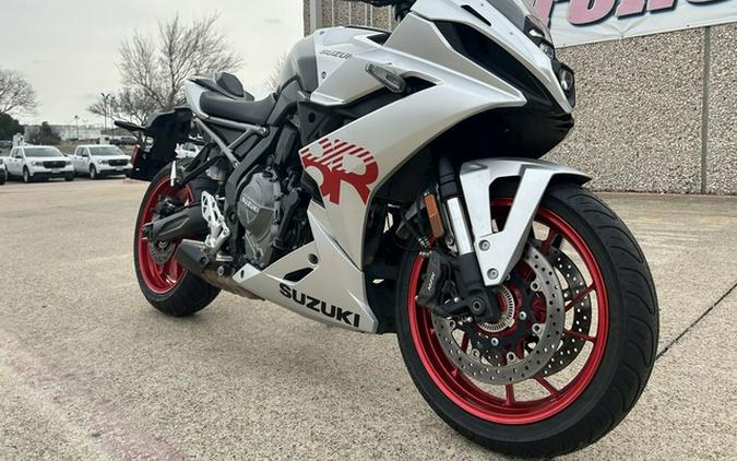 2024 Suzuki GSX 8R