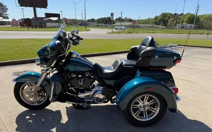 2020 Harley-Davidson® FLHTCUTG - Tri Glide® Ultra