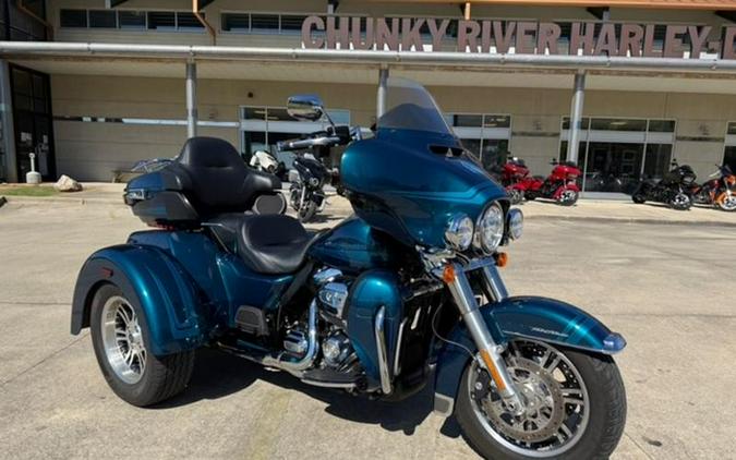 2020 Harley-Davidson® FLHTCUTG - Tri Glide® Ultra