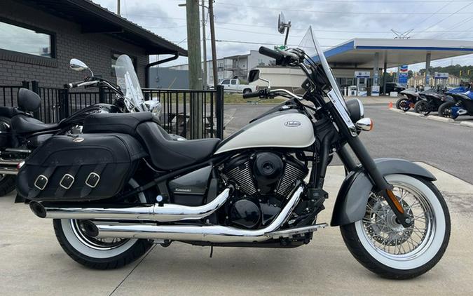 2012 Kawasaki Vulcan 900 Classic