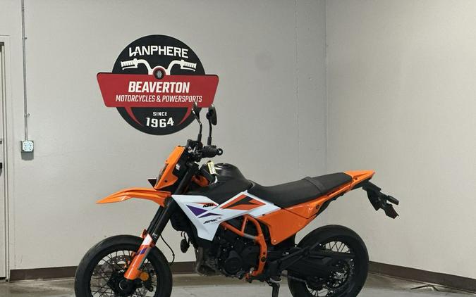 2026 KTM SMC 390 R