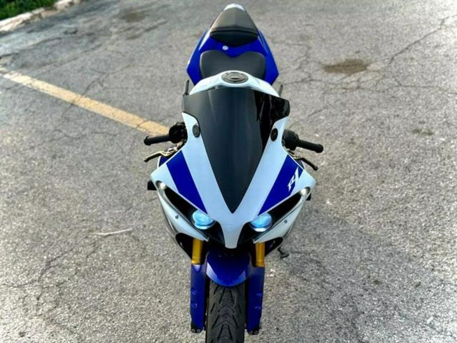 2014 Yamaha YZF-R1