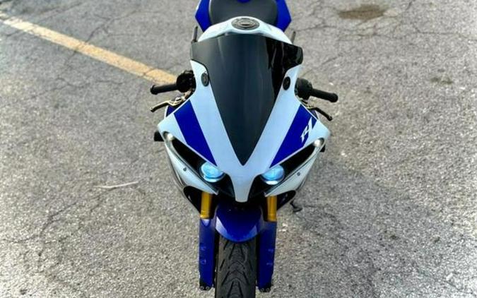 2014 Yamaha YZF-R1