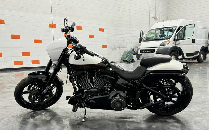 2017 HARLEY DAVIDSON BREAKOUT PRO STREET